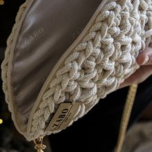 FÉLKÖR ALKALMI TÁSKA - CSILLOGÓ EKRÜ